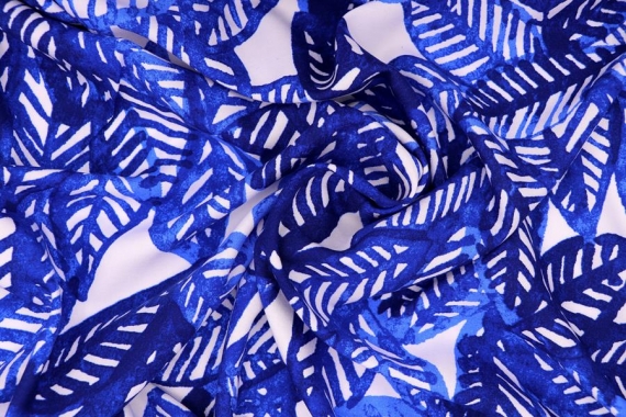 Штапель с рисунком - синие листья фото